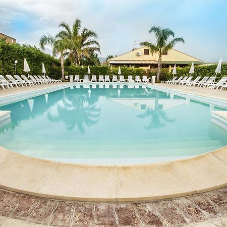 Paradise Beach Camera Mansardata Vicino Cefalu Piscina Aperta Кампофеличе-ди-Роччелла Экстерьер фото
